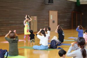 親子ヨガ教室開催のご案内